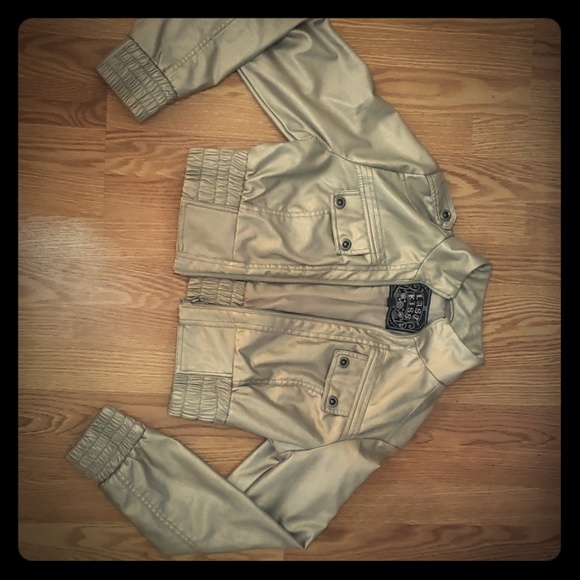 Last Kiss Fashion Jacket - Picture 1 of 5